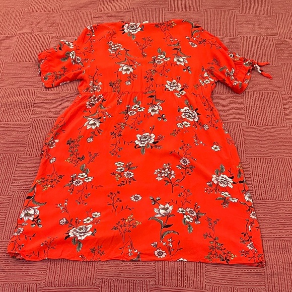 H&M Mama size large Red Floral Dress - Picture 13 of 15